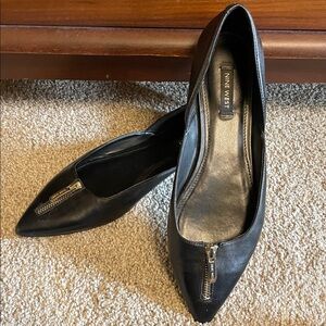 Super cute zipper flats by Nine West